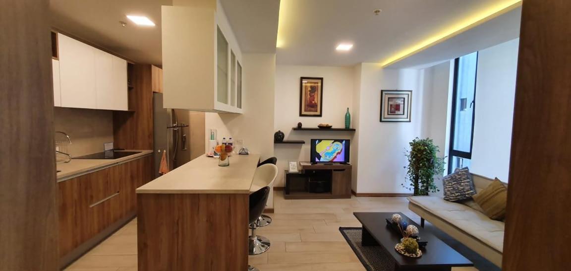 Bluezone Apartments Quito Exterior photo