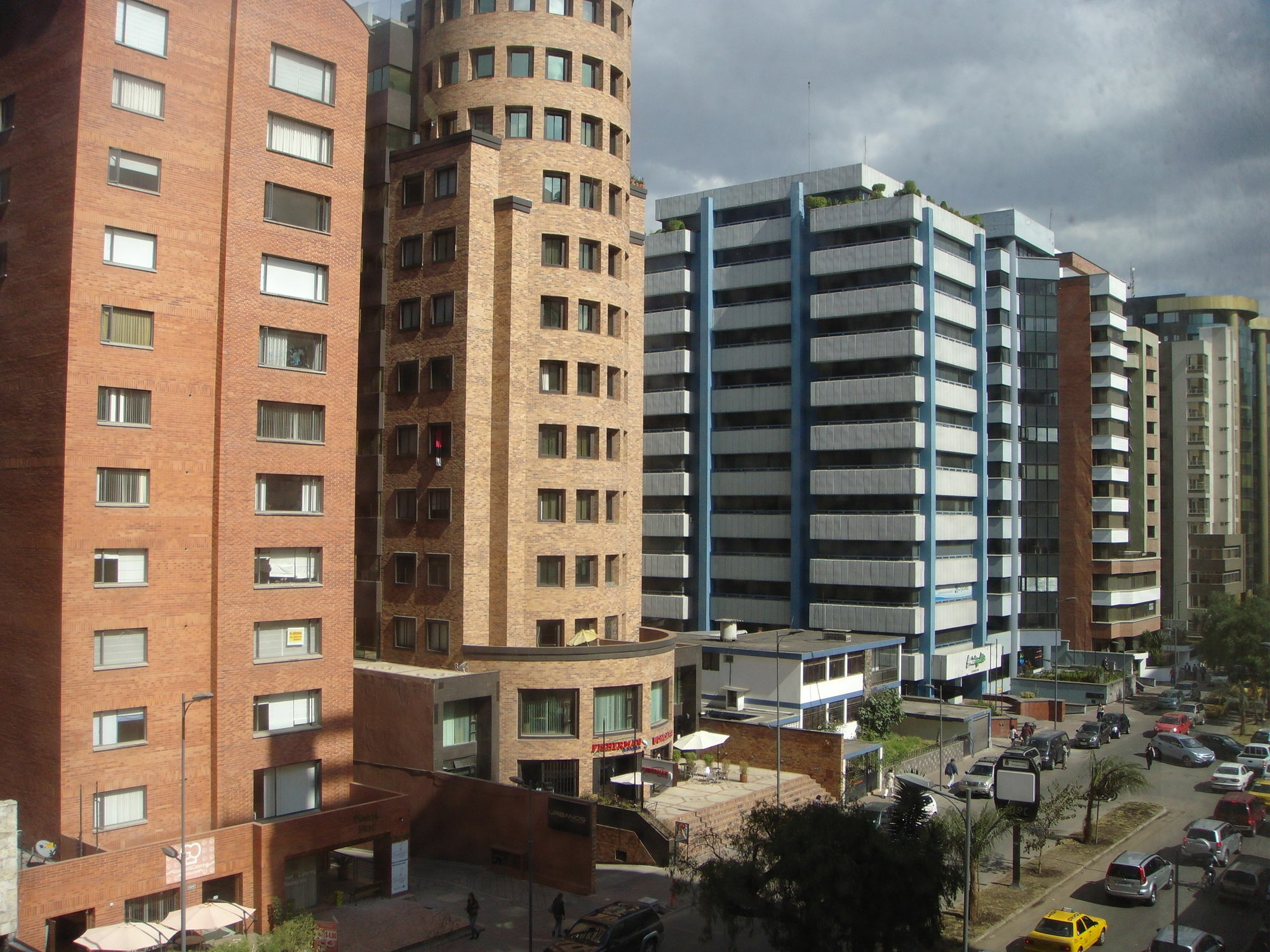Bluezone Apartments Quito Exterior photo